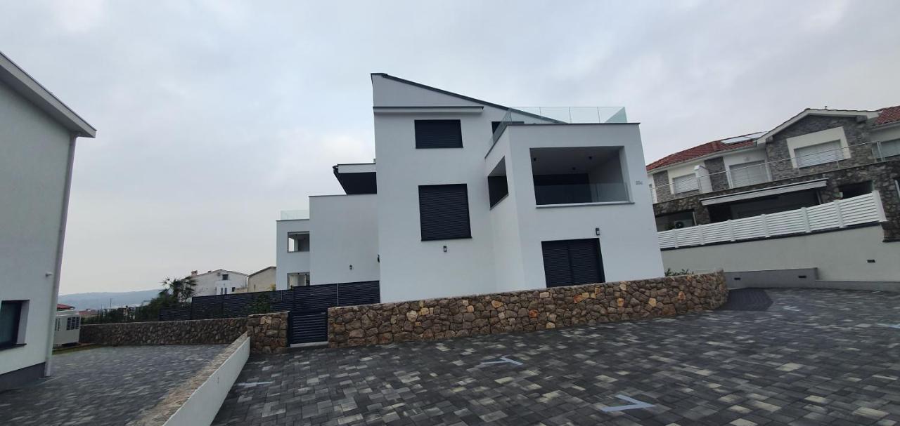Kober Apartments Krk Krk Town Bagian luar foto